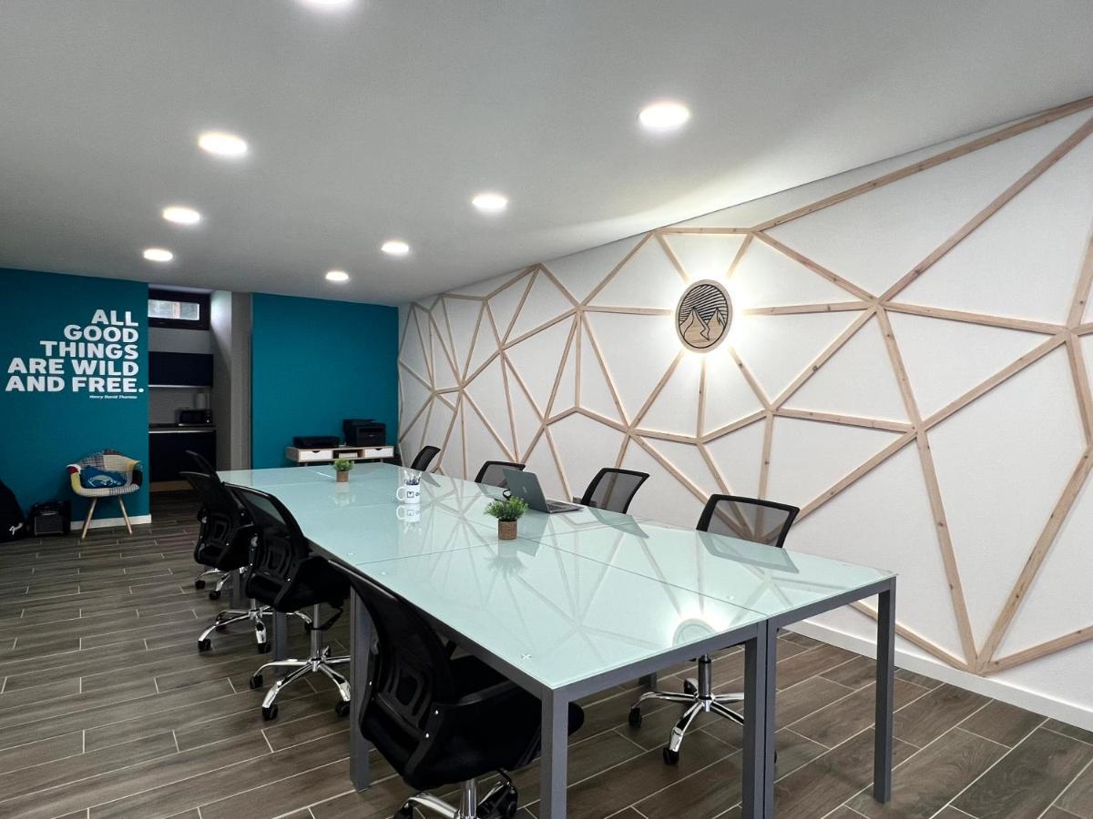 Espot Cowork & Apartments - L'Amfitriona Dış mekan fotoğraf