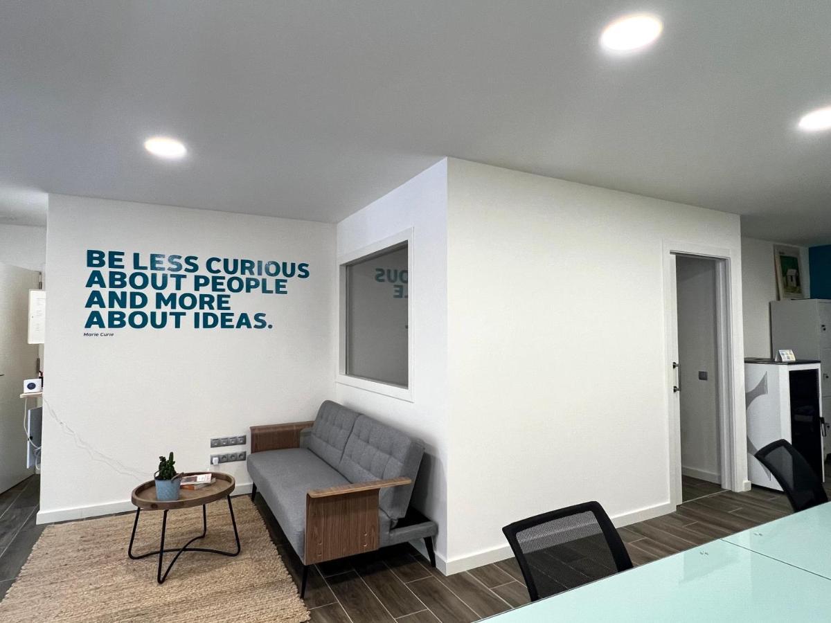 Espot Cowork & Apartments - L'Amfitriona Dış mekan fotoğraf