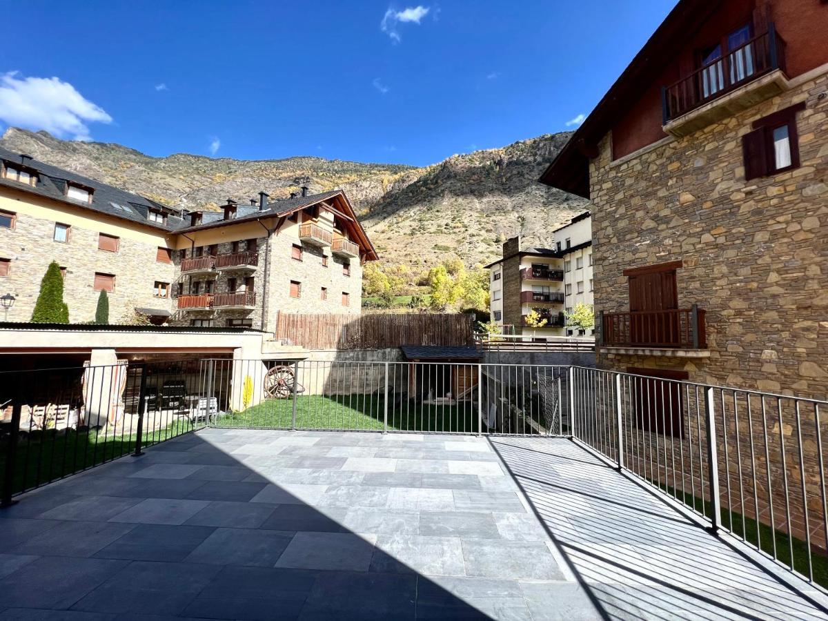 Espot Cowork & Apartments - L'Amfitriona Dış mekan fotoğraf