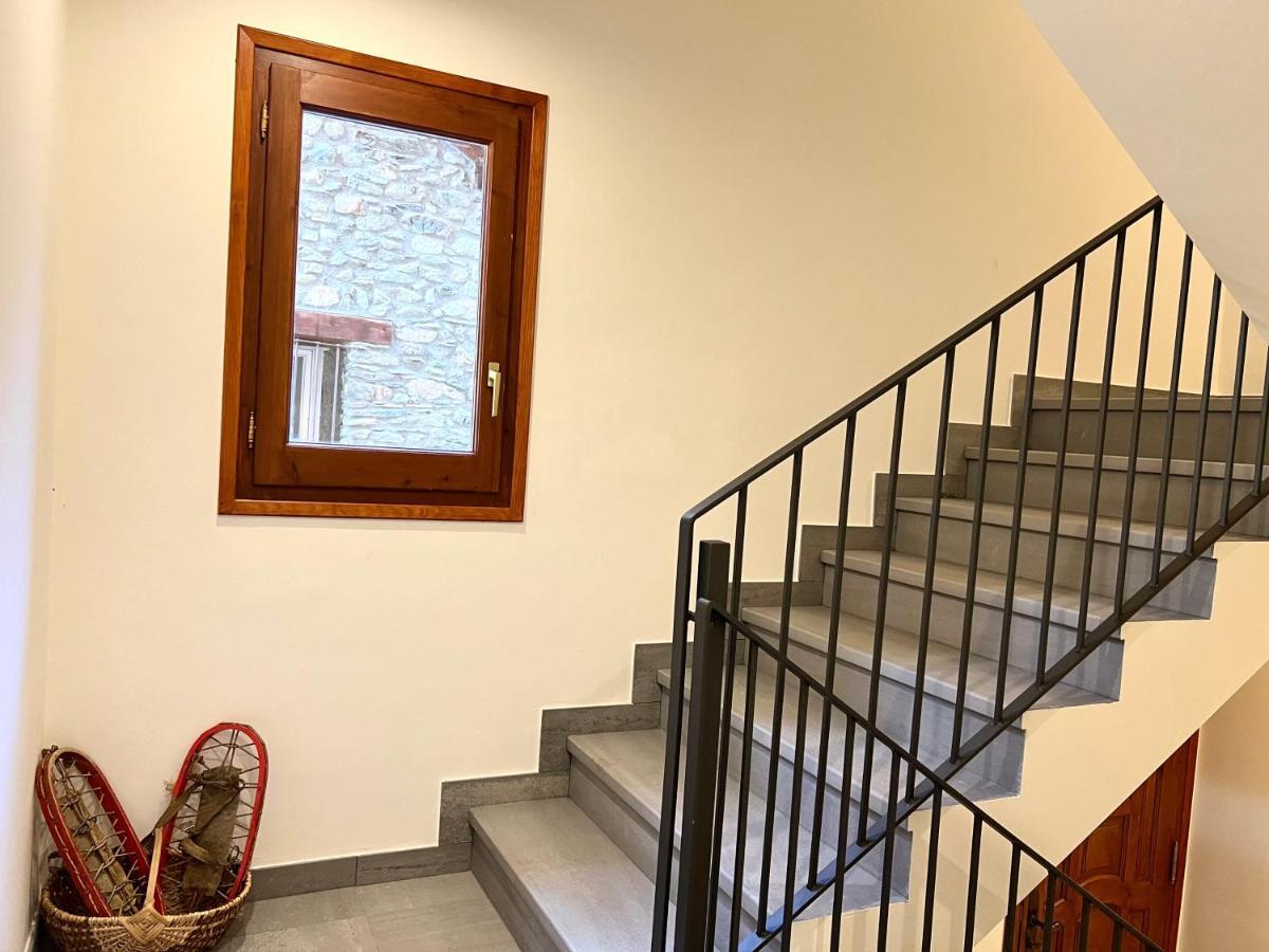 Espot Cowork & Apartments - L'Amfitriona Dış mekan fotoğraf